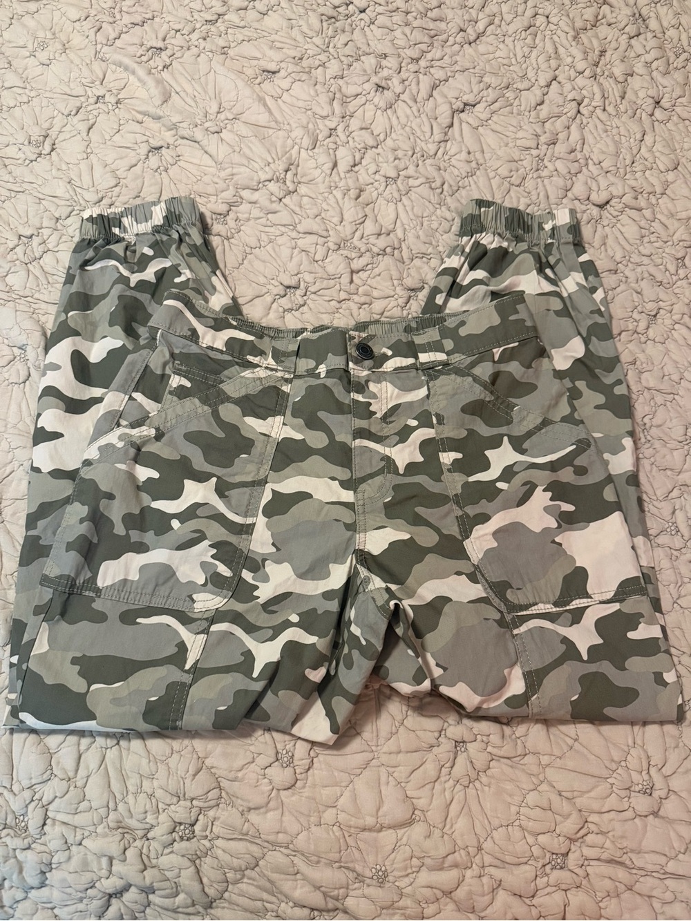 Women's Camo Joggers